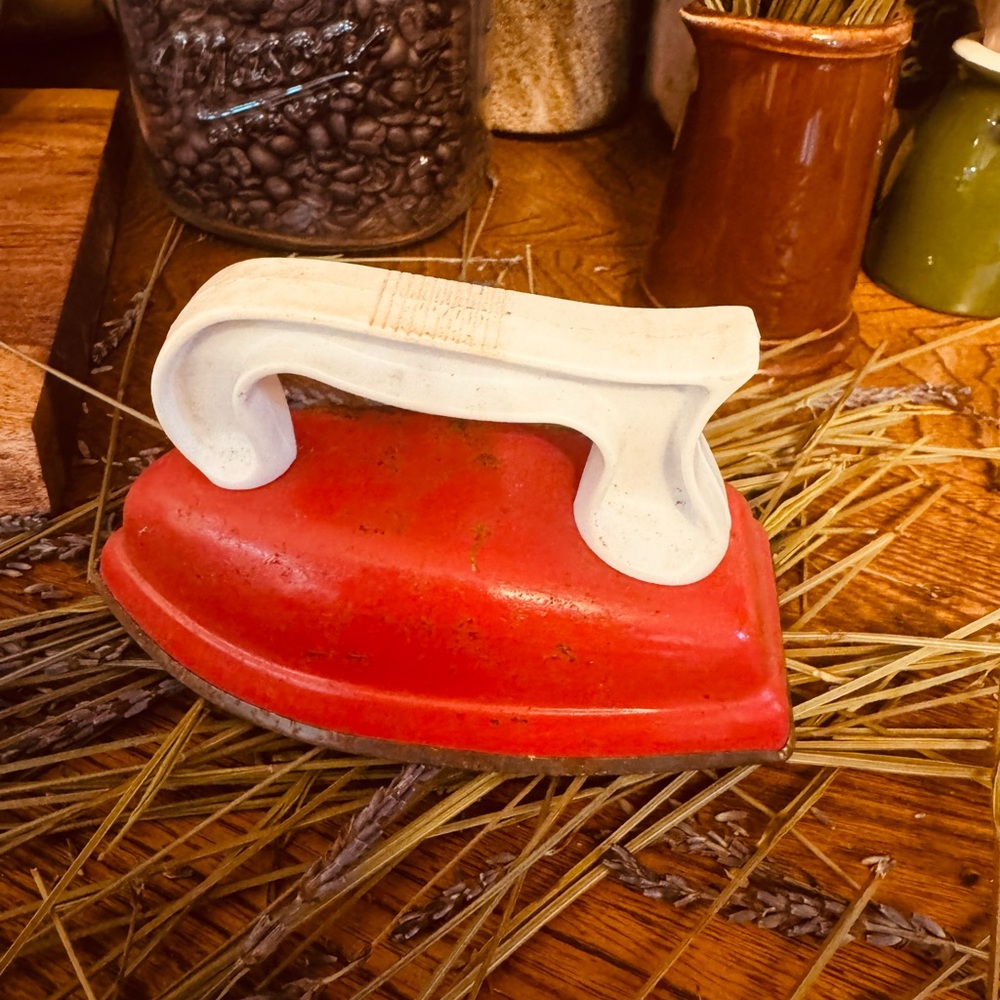 Vintage Red and White Kids Iron